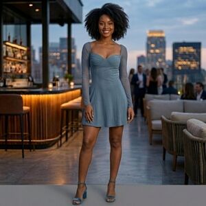 Blue Long-Sleeve Sweetheart Neck Dress